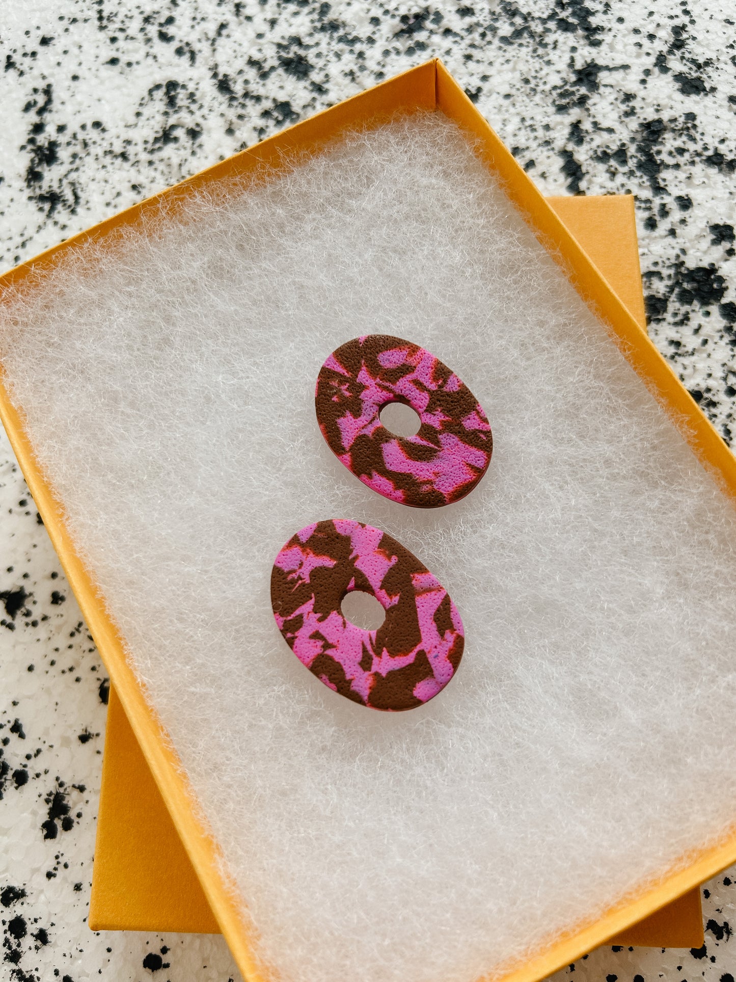 Magenta Blend Cutout Earrings