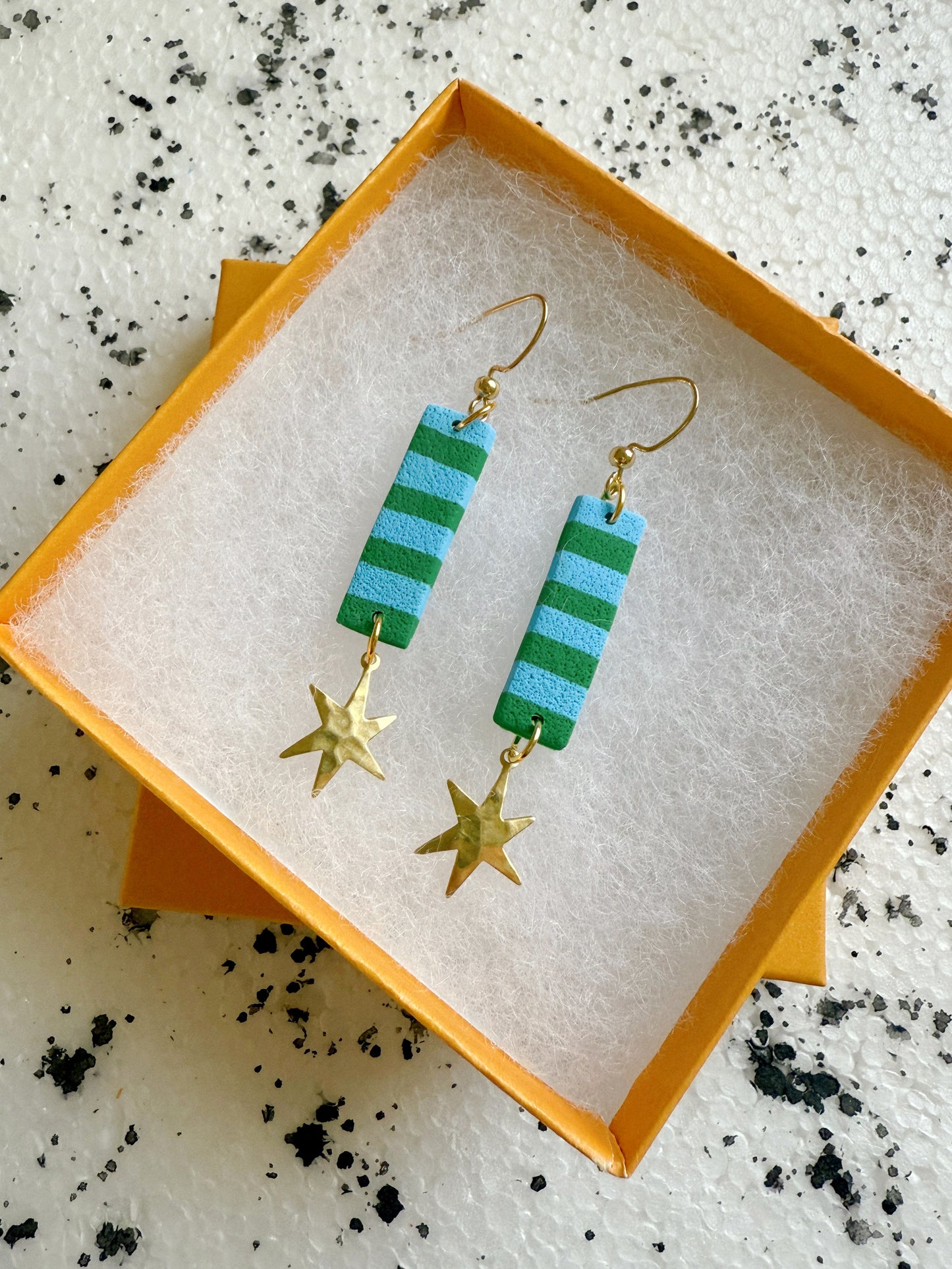 lola star earrings