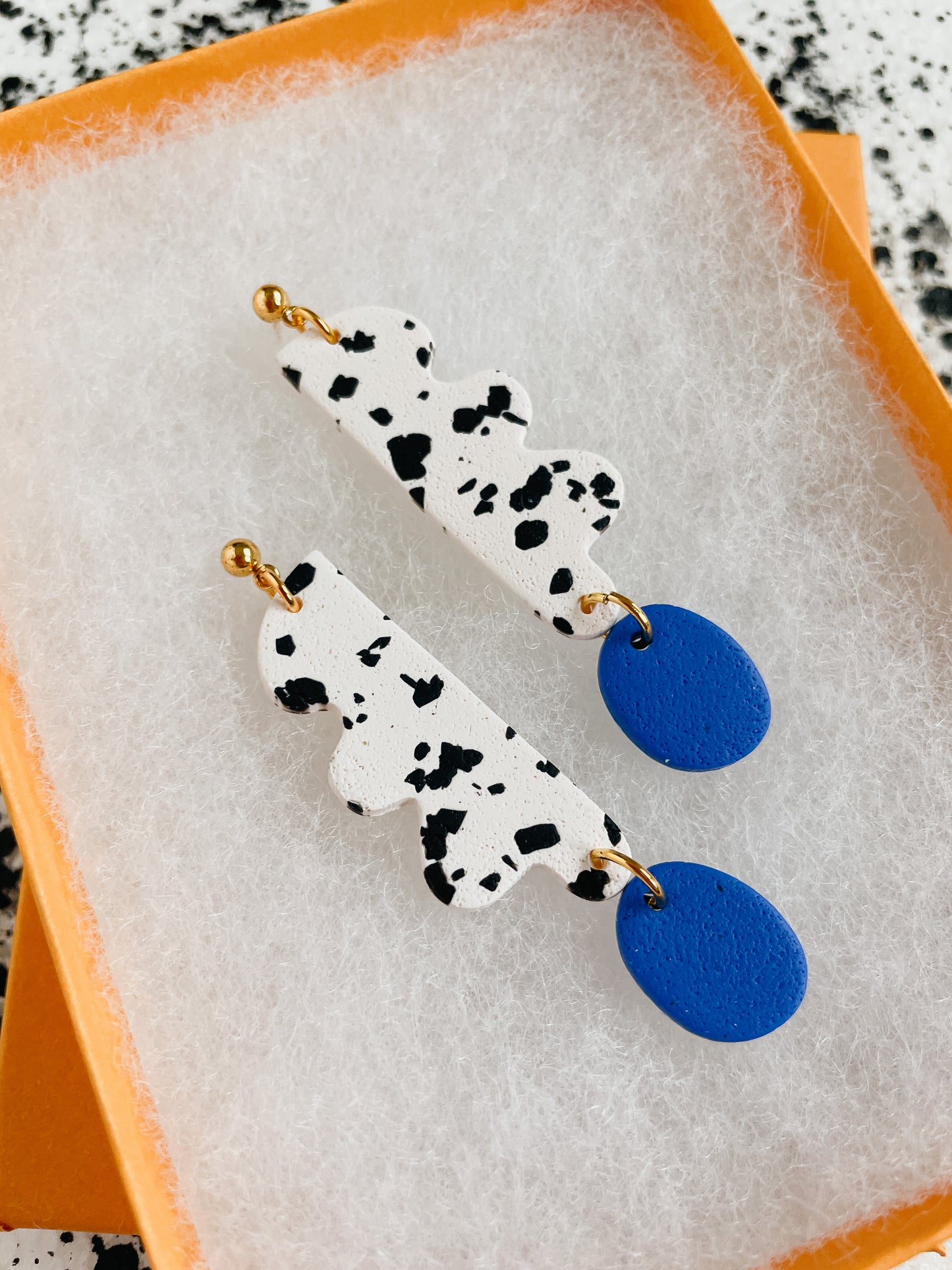 Speckled Wavy Days Earrings